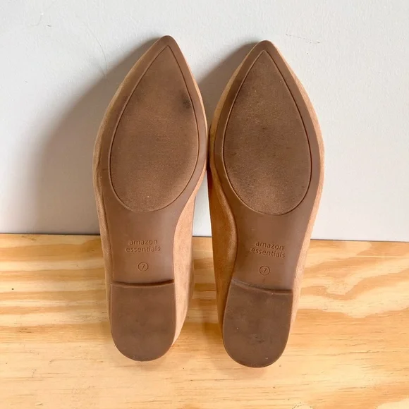 Amazon Essentials Tan Beige Suede Leather Women’s Flats‎ 7 - Picture 9 of 9